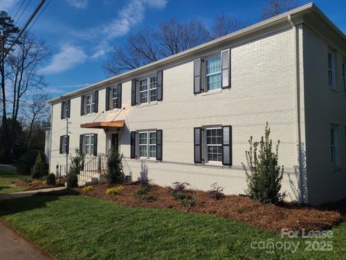 apt-2-2114 Brandon Cir, Charlotte, NC, 28211-1660 | Card Image