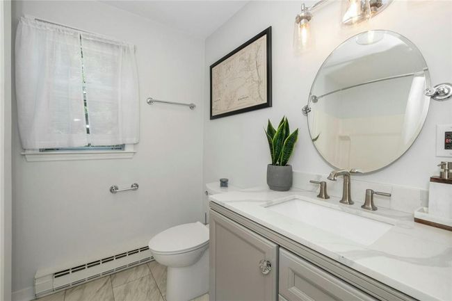 Remodeled bath in the Cottage | Image 39