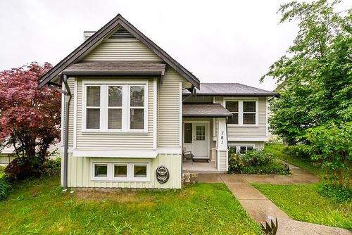 781 Chilko Dr, Coquitlam, BC, V3C4X2 | Card Image
