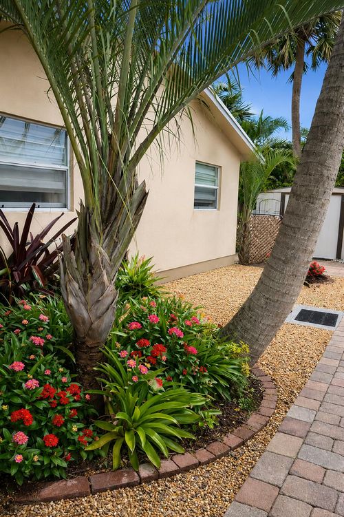 1417 Ne 24th Ct, Wilton Manors, FL, 33305-1317 | Card Image