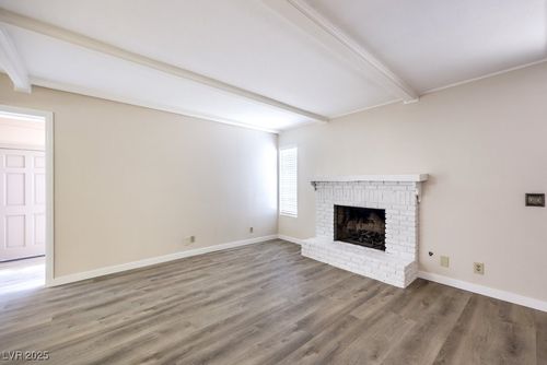 3683 Villa Knolls East Dr, Las Vegas, NV, 89120-4102 | Card Image