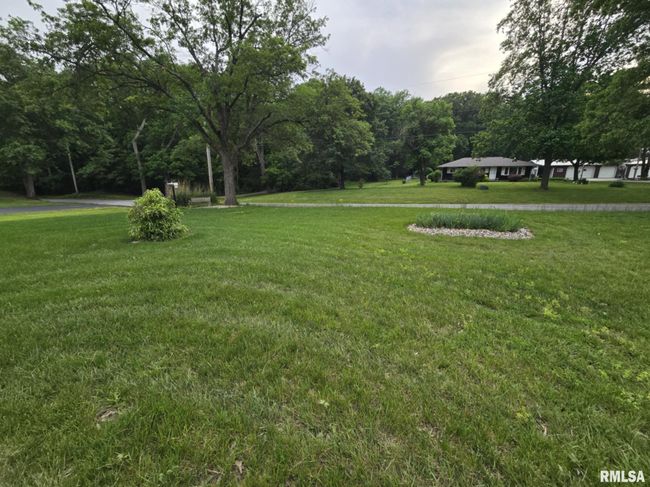 14327 Mcraven Ln, House other with 4 bedrooms, 4 bathrooms and null parking in Mount Vernon IL | Image 71