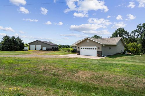 1064 10th St, Barron, WI, 54812-9323 | Card Image