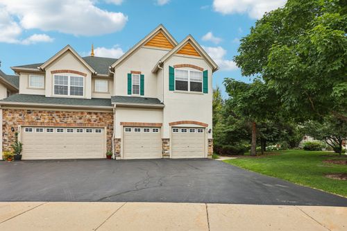 418 Bay Tree Cir, Vernon Hills, IL, 60061-1235 | Card Image