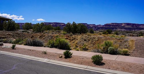 353 High Desert Rd, Grand Junction, CO, 81507-1682 | Card Image