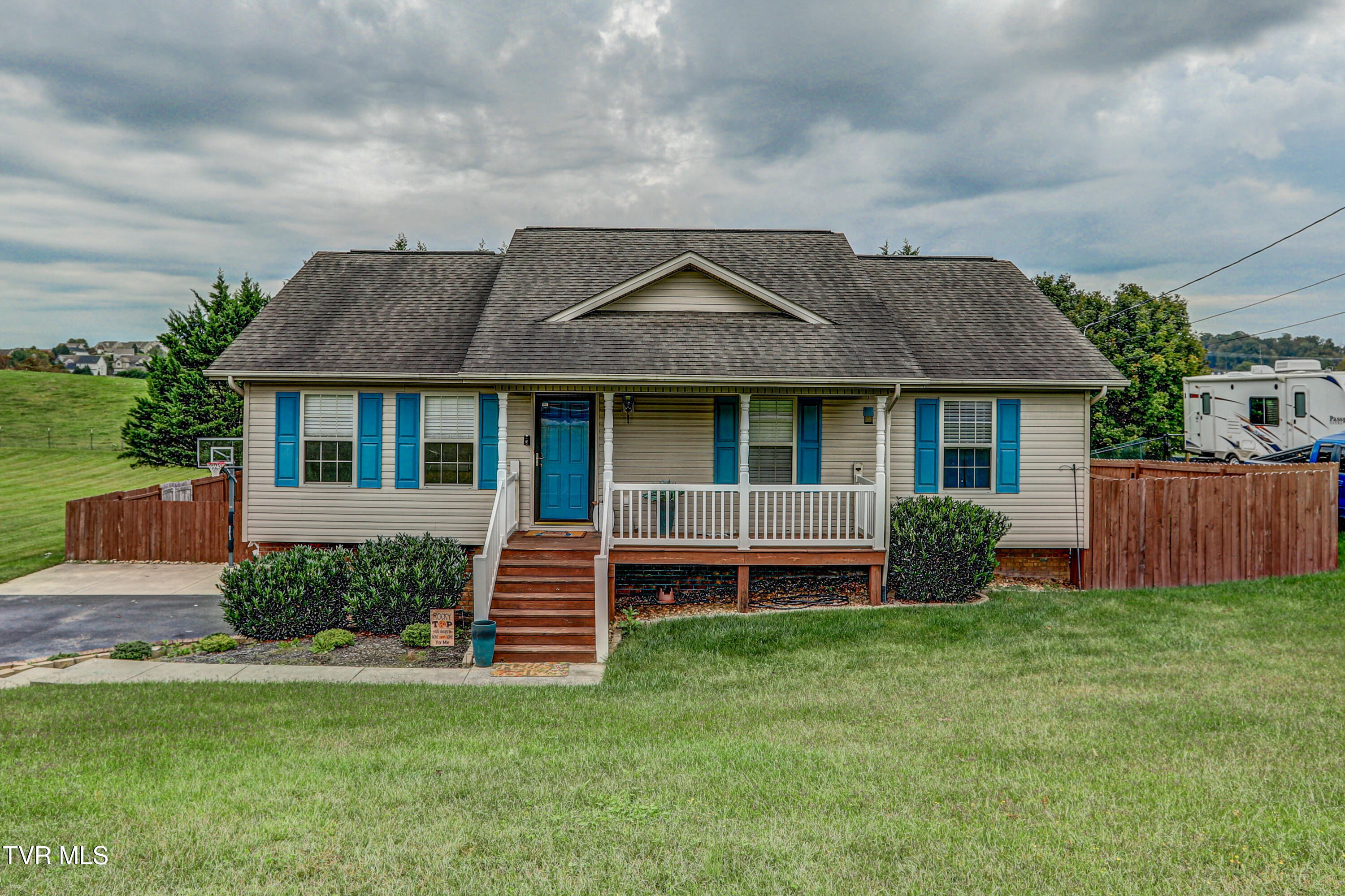 Alfalfa Ln, Jonesborough, TN 37659