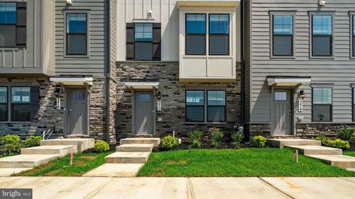 734 Compass Way, FREDERICK, MD, 21701-9492 | Card Image