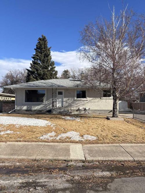 1-1131 28a St S, Lethbridge, AB, T1K2W6 | Card Image