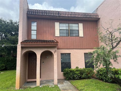 18-12 Madrid Ln, Davie, FL, 33324-5517 | Card Image