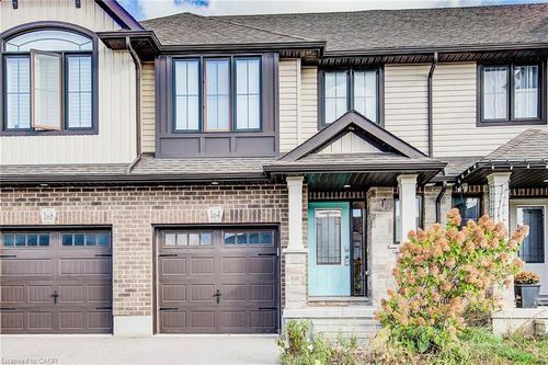 164 William St, Elmira, ON, N3B0C2 | Card Image