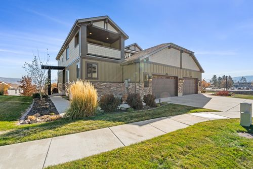 836 N Pinehurst Dr, Midway, UT, 84049-1273 | Card Image