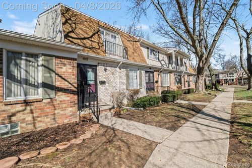1813 Wickham St, Royal Oak, MI, 48073-1163 | Card Image