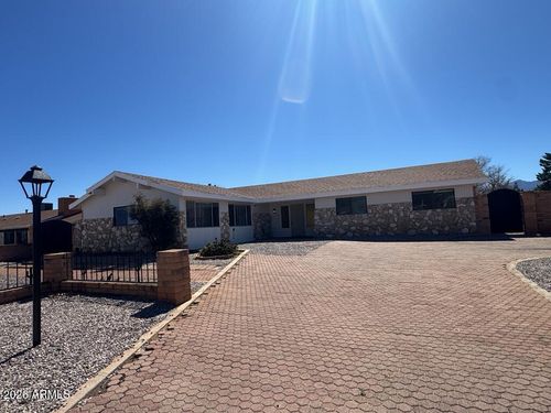4664 Citadel Dr, Sierra Vista, AZ, 85635-3608 | Card Image