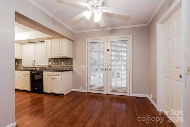 9325 Raintree Ln, House other with 4 bedrooms, 3 bathrooms and null parking in Charlotte NC | Image 4