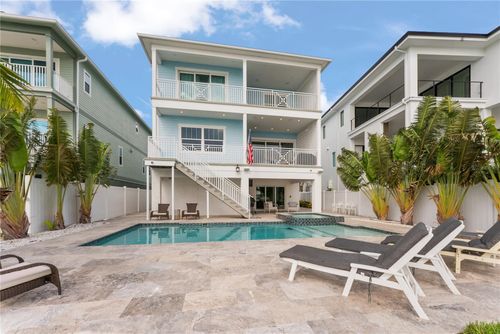 371 12th Ave, INDIAN ROCKS BEACH, FL, 33785-2854 | Card Image