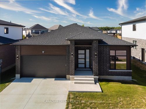120 Poole Cres, Komoka, ON, N0L1R0 | Card Image