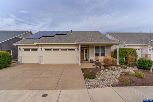 5251 Davis St Se, Turner, OR, 97392-8931 | Card Image