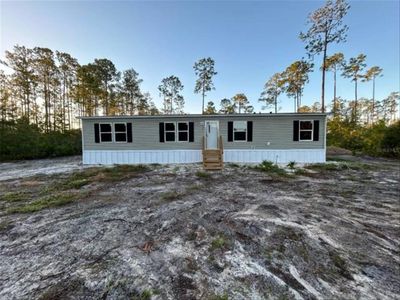 109 Lodge Pole Circle, House other with 4 bedrooms, 2 bathrooms and null parking in Georgetown FL | Image 2