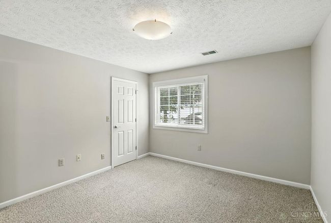 710 Carrington Pl, Condo with 2 bedrooms, 2 bathrooms and null parking in Loveland OH | Image 19