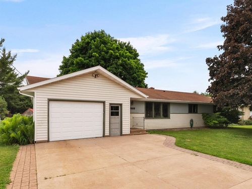 1753 Michigan Street, STURGEON BAY, WI, 54235 | Card Image