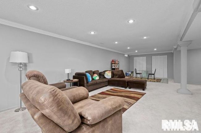 2521 W 63 Rd St, Condo with 3 bedrooms, 3 bathrooms and null parking in Davenport IA | Image 14