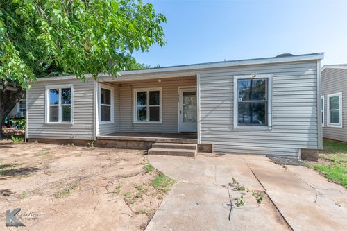1933 Sandefer St, Abilene, TX, 79603-2718 | Card Image