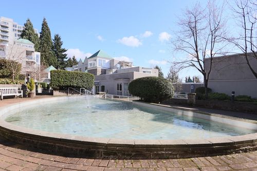 108-8450 Jellicoe St, Vancouver, BC, V5S4S9 | Card Image