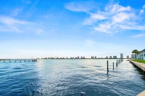 apt-203-410 Wilma Cir, Riviera Beach, FL, 33404-4642 | Card Image