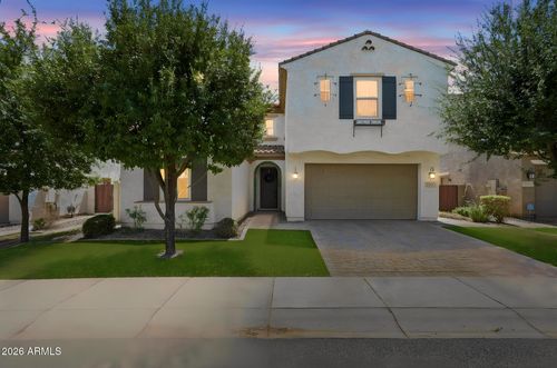 923 W Yellowstone Way, Chandler, AZ, 85248-0201 | Card Image