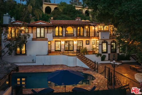 1664 Las Flores Dr, Glendale, CA, 91207-1200 | Card Image