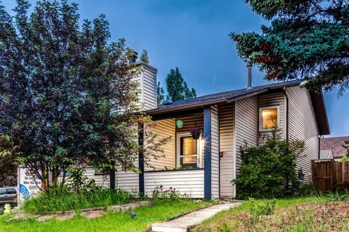 27 Bedfield Close Ne, Calgary, AB, T3K3L3 | Card Image