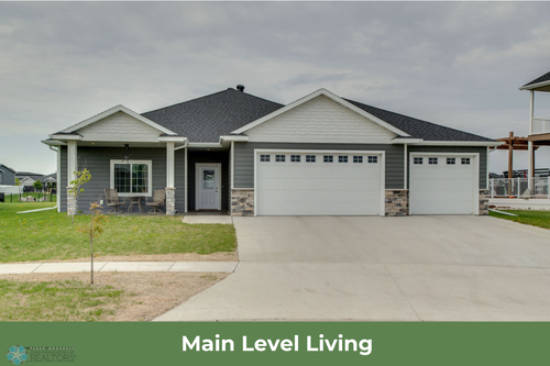 1908 65th Ave S, Fargo, ND, 58104-6720 | Card Image
