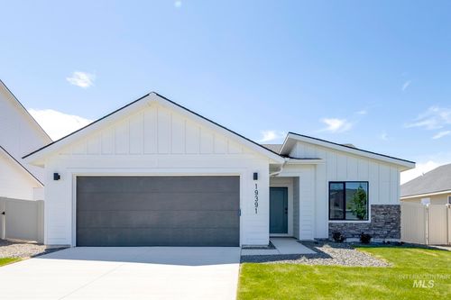 9203 W White Jasmine Ct, Nampa, ID, 83687-4622 | Card Image
