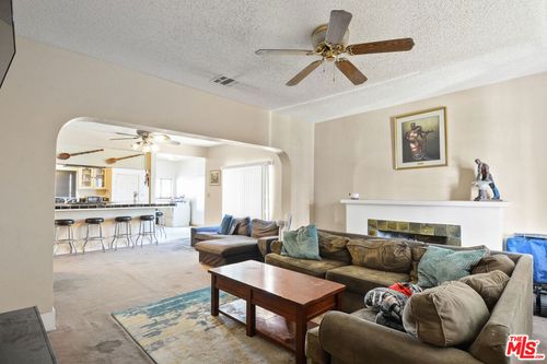 1345 W 54th Street, Los Angeles, CA, 90037 | Card Image