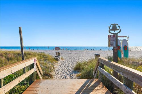 apt-12-680 71st Ave, ST PETE BEACH, FL, 33706-3664 | Card Image