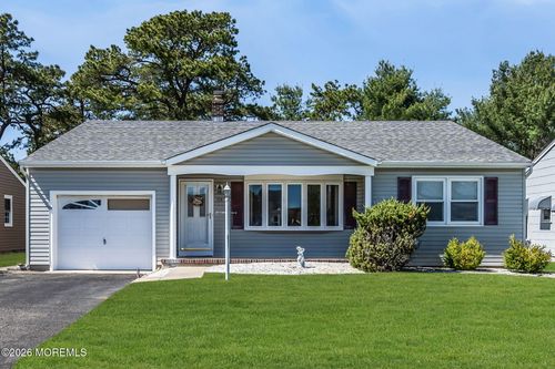 84 Westport Dr, Toms River, NJ, 08757-6382 | Card Image