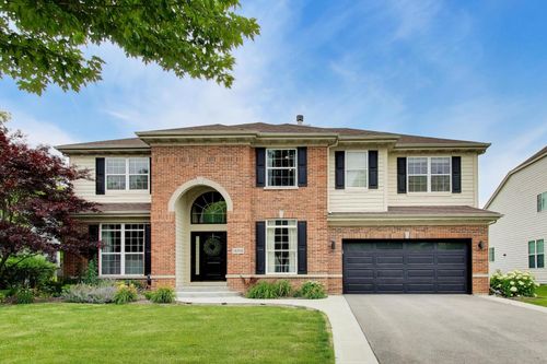 18768 Highfield Dr, Lake Villa, IL, 60046-7429 | Card Image