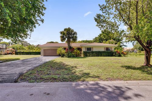 9060 Nw 32nd St, Coral Springs, FL, 33065-4406 | Card Image