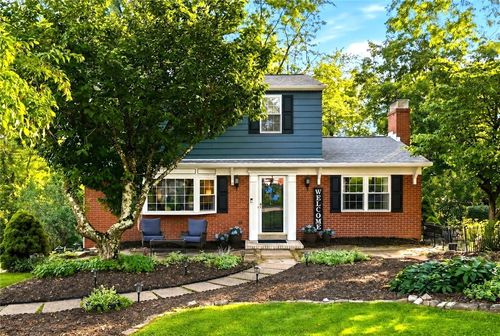 737 Wyngold Dr, Pittsburgh, PA, 15237-4209 | Card Image
