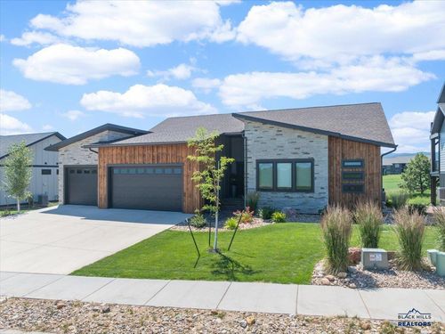 7745 Brooks Loop, Spearfish, SD, 57783-6360 | Card Image