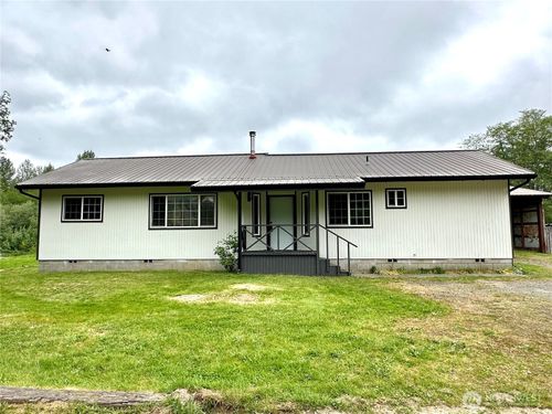 120 Hammer Way, Forks, WA, 98331-9085 | Card Image