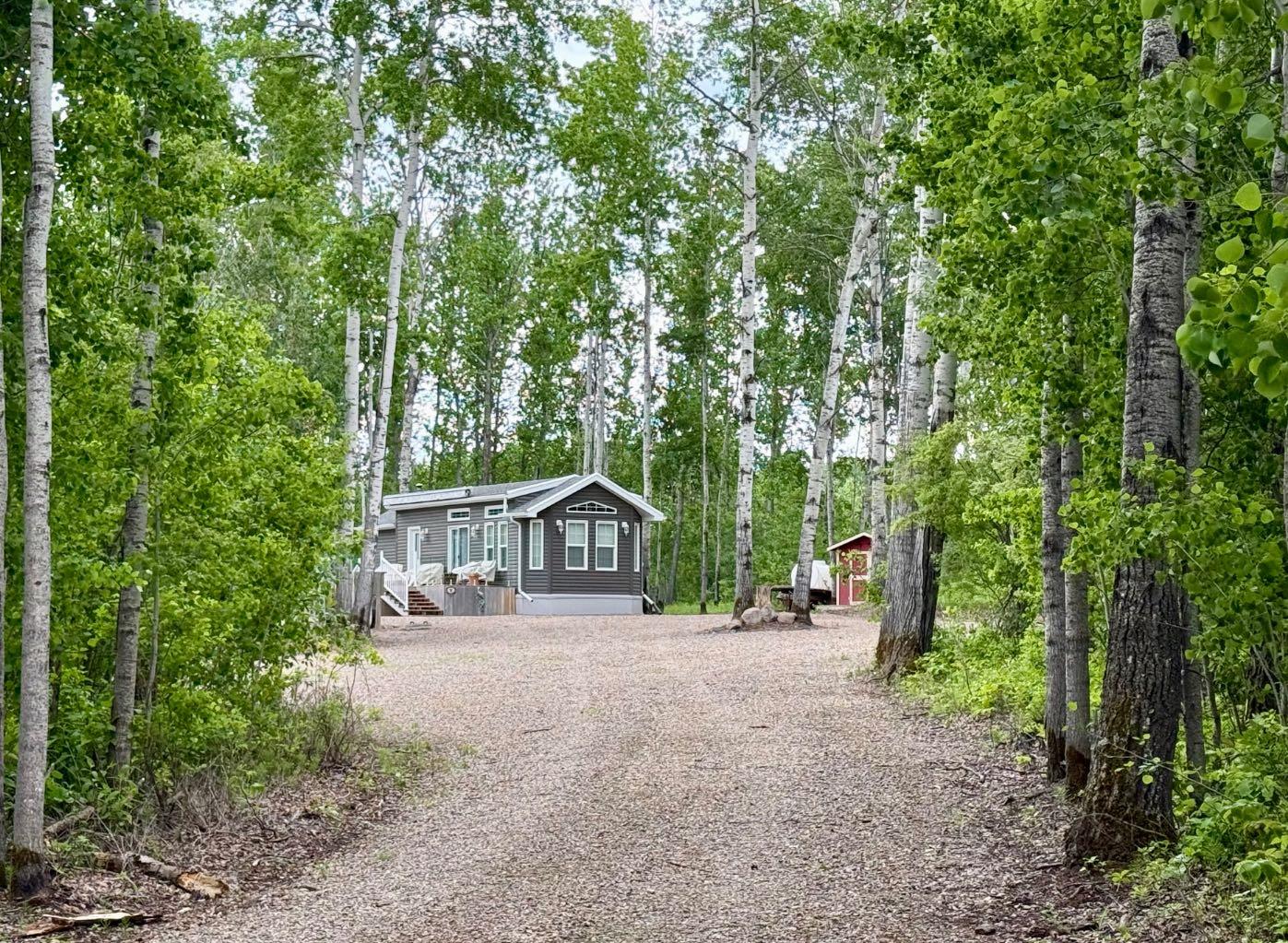 Residential in Lac Des Iles