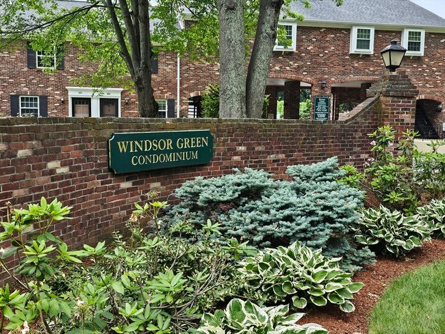 0 - 403 Windsor Dr, Condo with 2 bedrooms, 2 bathrooms and 1 parking in Framingham MA | Image 32