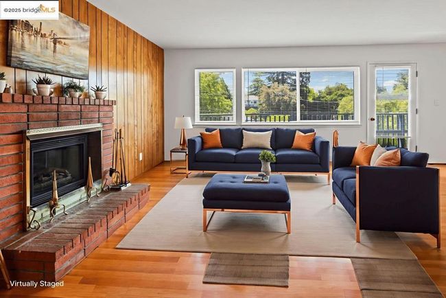 Virtual Staging Living Room | Image 8
