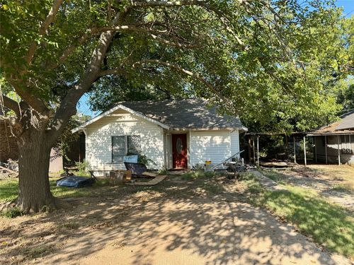 503 Sherman St, Nocona, TX, 76255-3416 | Card Image