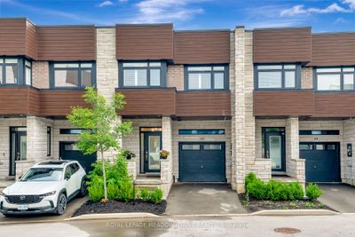 20 - 35 Midhurst Hts, Condo with 3 bedrooms, 4 bathrooms and 2 parking in Hamilton ON | Image 1