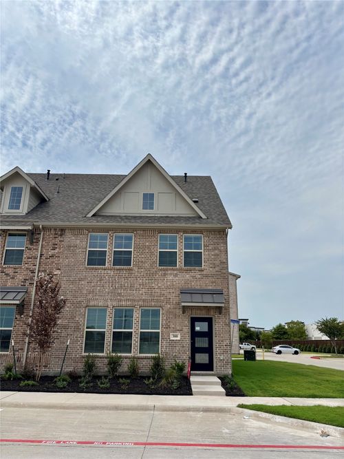 388 Greenhouse Dr, Plano, TX, 75074-8488 | Card Image