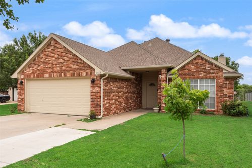 1016 Woodside Ln, Seagoville, TX, 75159-1238 | Card Image