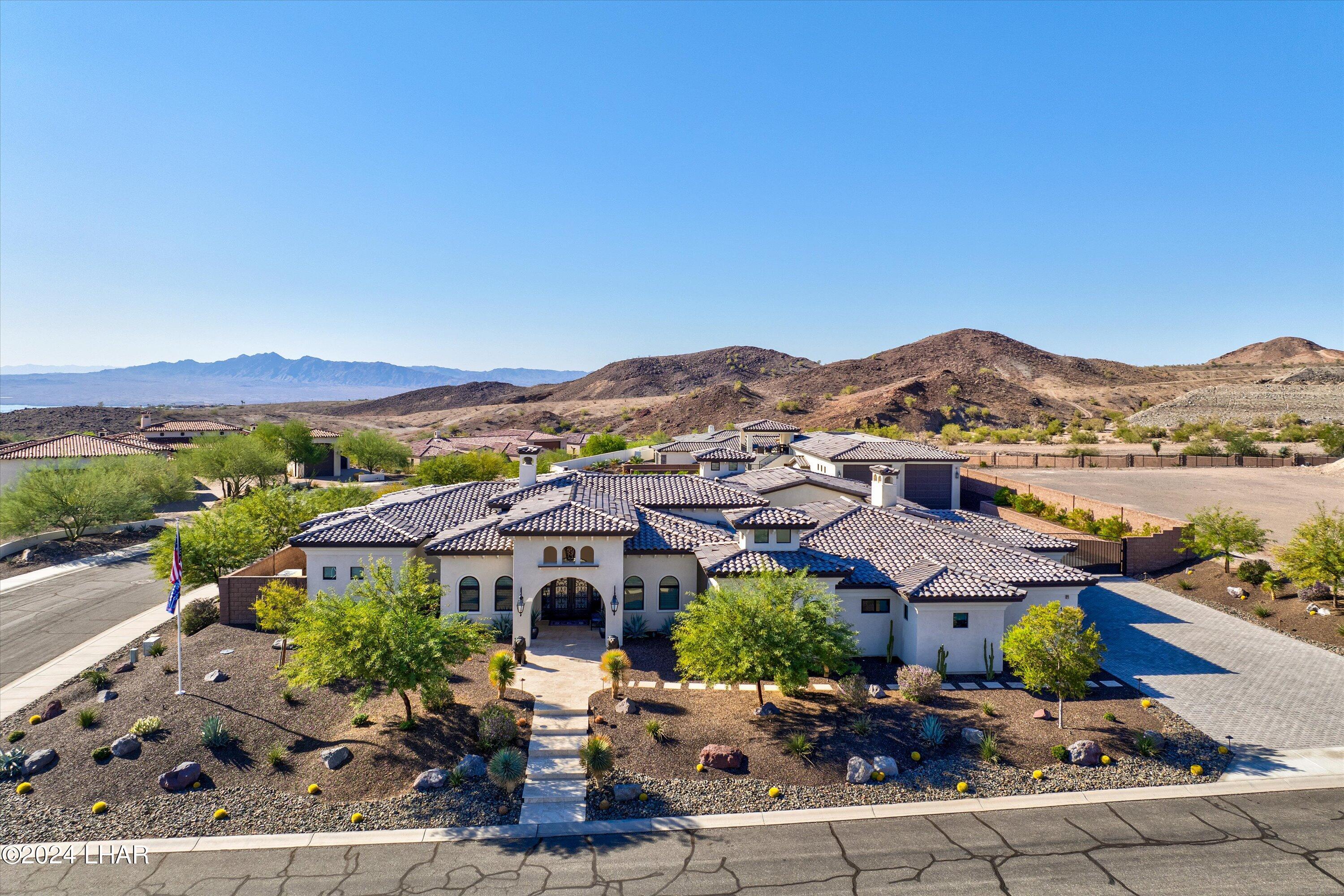 Circula DE Hacienda , Lake Havasu City, AZ 86406