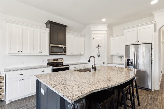 900 E 5 Th St, House other with 4 bedrooms, 2 bathrooms and null parking in Springtown TX | Image 8